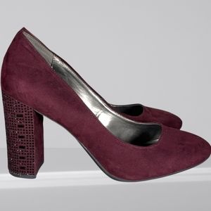 plum block heels
